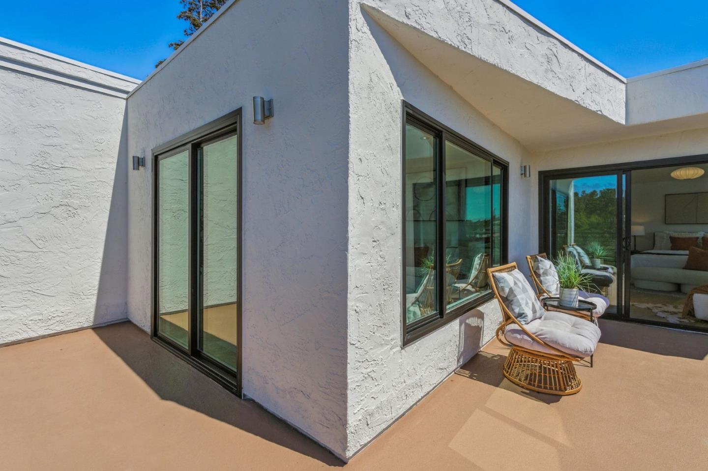 Detail Gallery Image 31 of 49 For 324 Clifton Ave, San Carlos,  CA 94070 - 5 Beds | 3/1 Baths