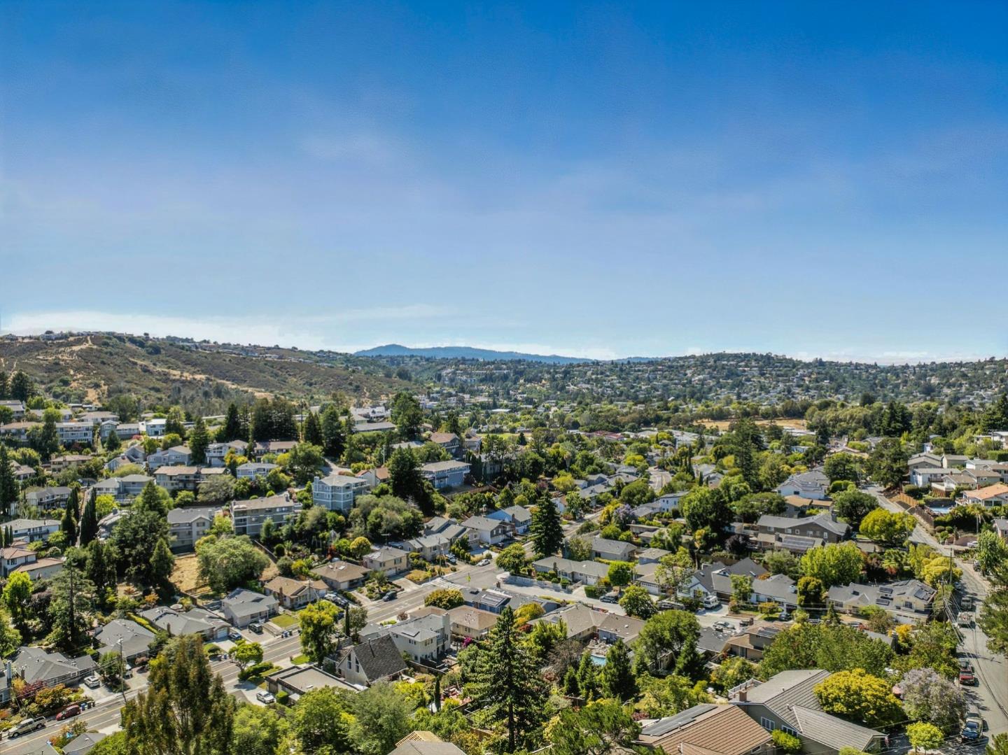 Detail Gallery Image 46 of 49 For 324 Clifton Ave, San Carlos,  CA 94070 - 5 Beds | 3/1 Baths