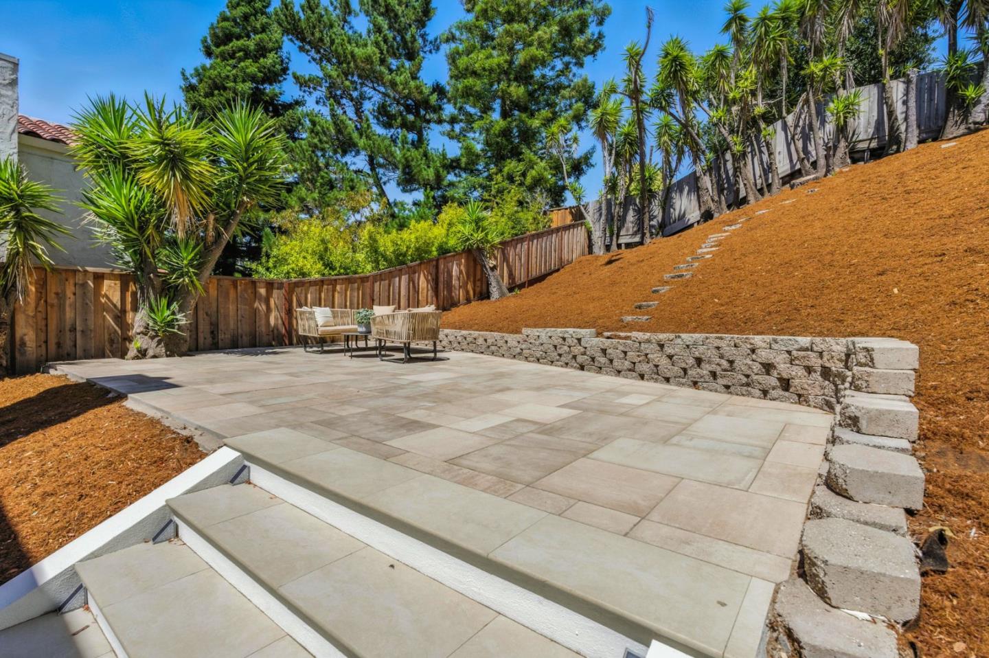 Detail Gallery Image 47 of 49 For 324 Clifton Ave, San Carlos,  CA 94070 - 5 Beds | 3/1 Baths