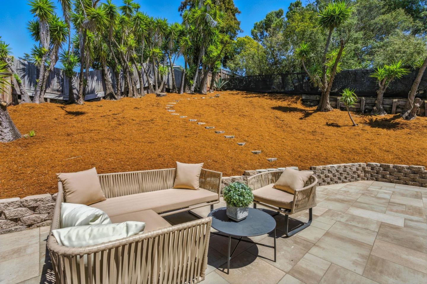Detail Gallery Image 48 of 49 For 324 Clifton Ave, San Carlos,  CA 94070 - 5 Beds | 3/1 Baths