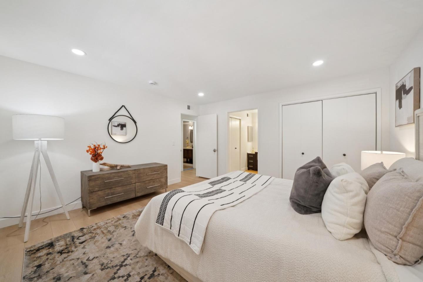 Detail Gallery Image 18 of 39 For 14333 Saratoga Ave #11,  Saratoga,  CA 95070 - 2 Beds | 2 Baths