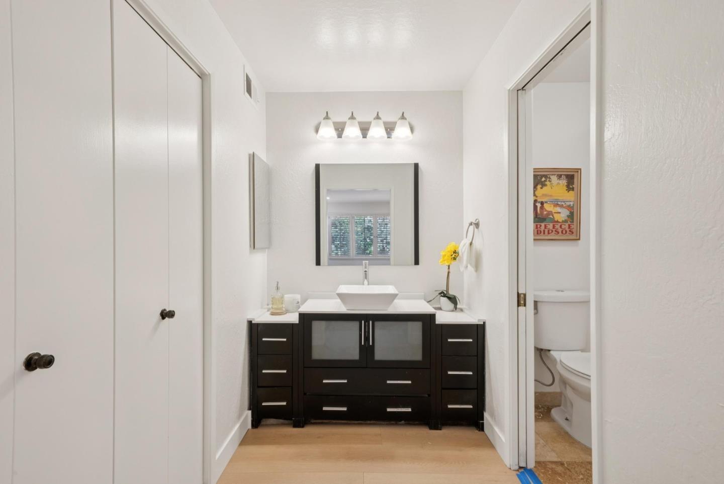 Detail Gallery Image 19 of 39 For 14333 Saratoga Ave #11,  Saratoga,  CA 95070 - 2 Beds | 2 Baths