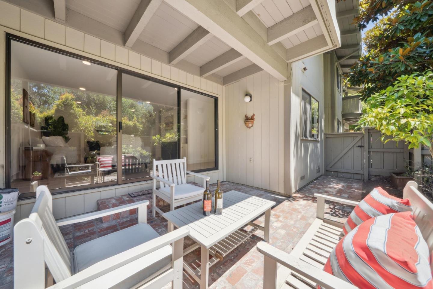 Detail Gallery Image 30 of 39 For 14333 Saratoga Ave #11,  Saratoga,  CA 95070 - 2 Beds | 2 Baths