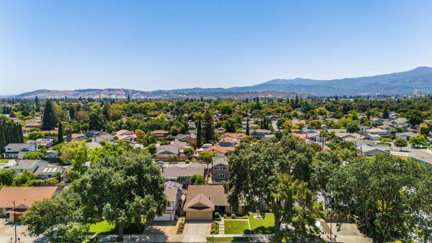 Detail Gallery Image 25 of 26 For 3686 Thousand Oaks Dr, San Jose,  CA 95136 - 4 Beds | 2 Baths