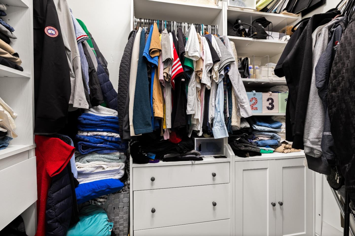 Detail Gallery Image 10 of 30 For 1220 Tasman Dr #124,  Sunnyvale,  CA 94089 - 3 Beds | 2 Baths