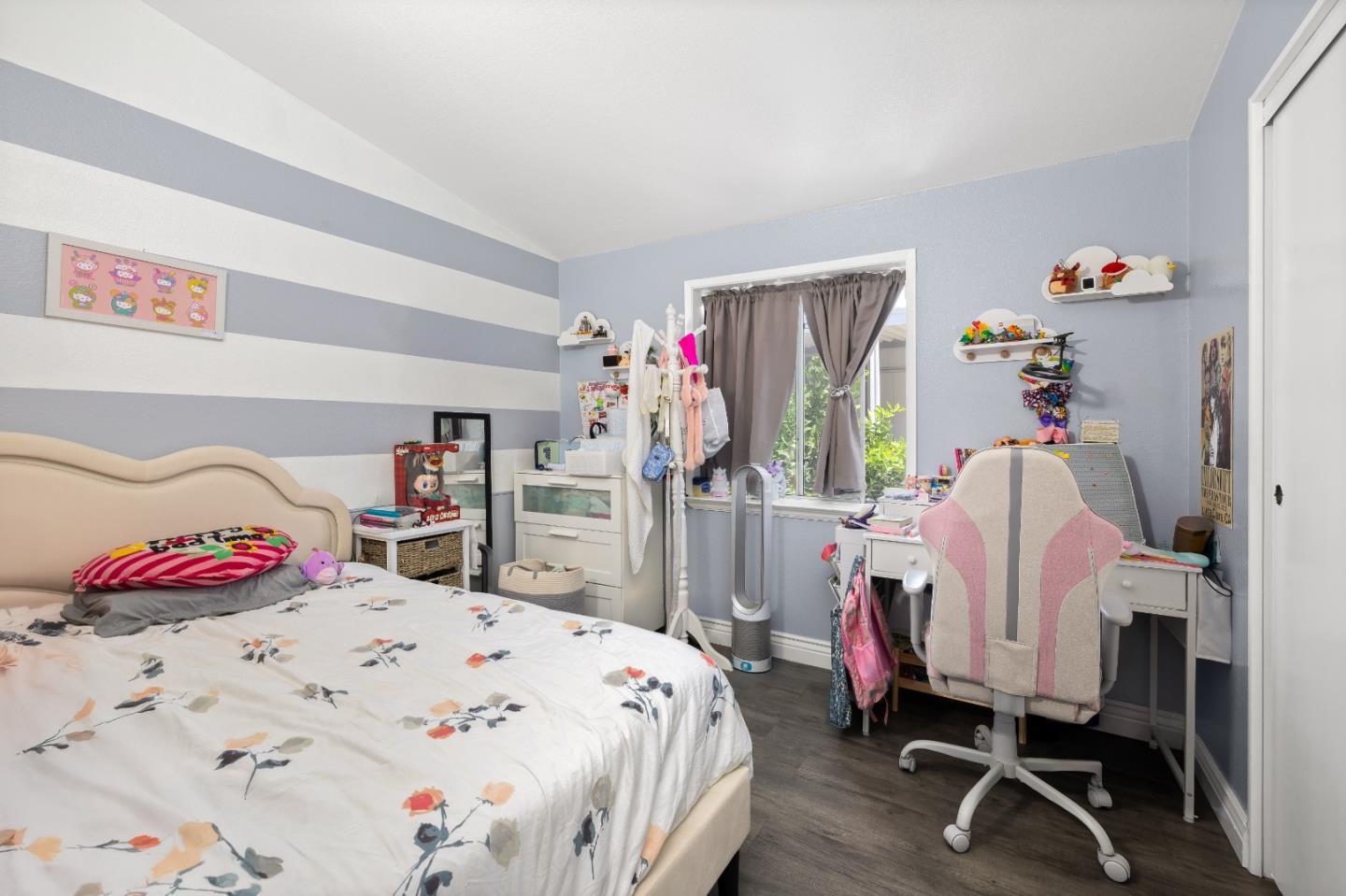 Detail Gallery Image 12 of 30 For 1220 Tasman Dr #124,  Sunnyvale,  CA 94089 - 3 Beds | 2 Baths