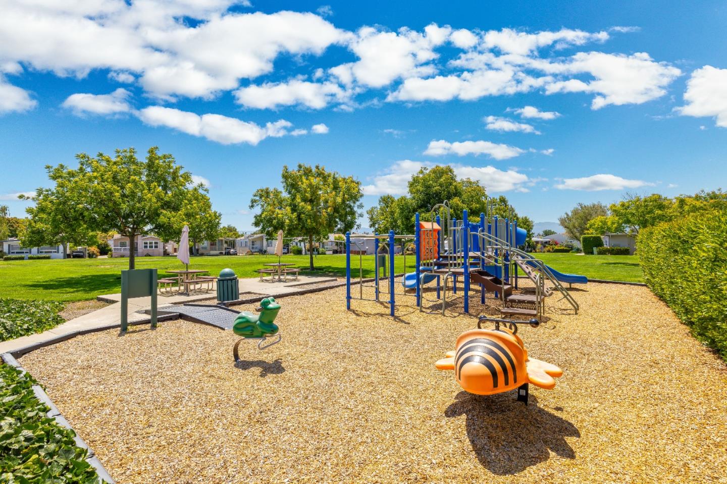 Detail Gallery Image 23 of 30 For 1220 Tasman Dr #124,  Sunnyvale,  CA 94089 - 3 Beds | 2 Baths