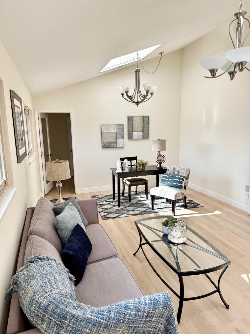 Detail Gallery Image 28 of 41 For 956 Redmond Ave, San Jose,  CA 95120 - 5 Beds | 2/1 Baths