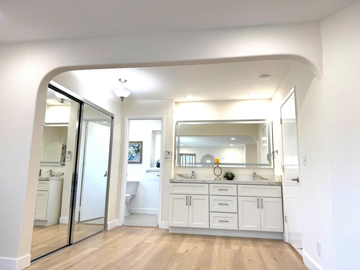 Detail Gallery Image 34 of 41 For 956 Redmond Ave, San Jose,  CA 95120 - 5 Beds | 2/1 Baths