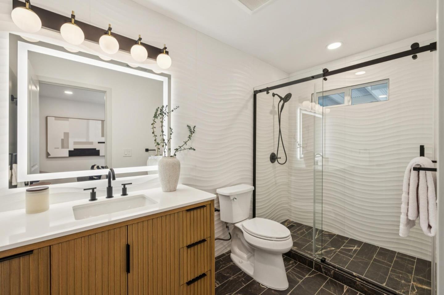 Detail Gallery Image 19 of 32 For 5 Olive Ct, San Mateo,  CA 94401 - 3 Beds | 2 Baths