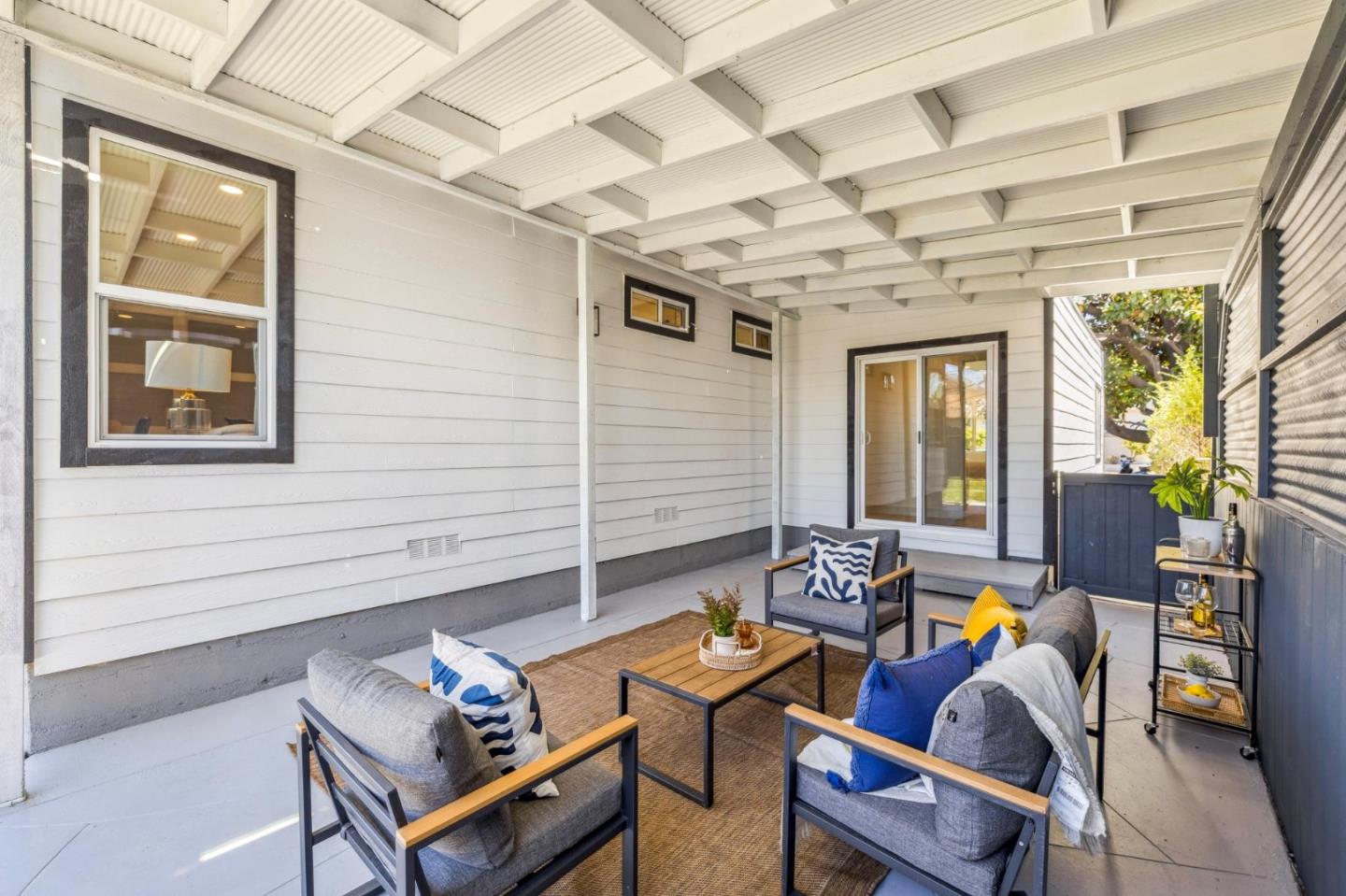 Detail Gallery Image 29 of 32 For 5 Olive Ct, San Mateo,  CA 94401 - 3 Beds | 2 Baths