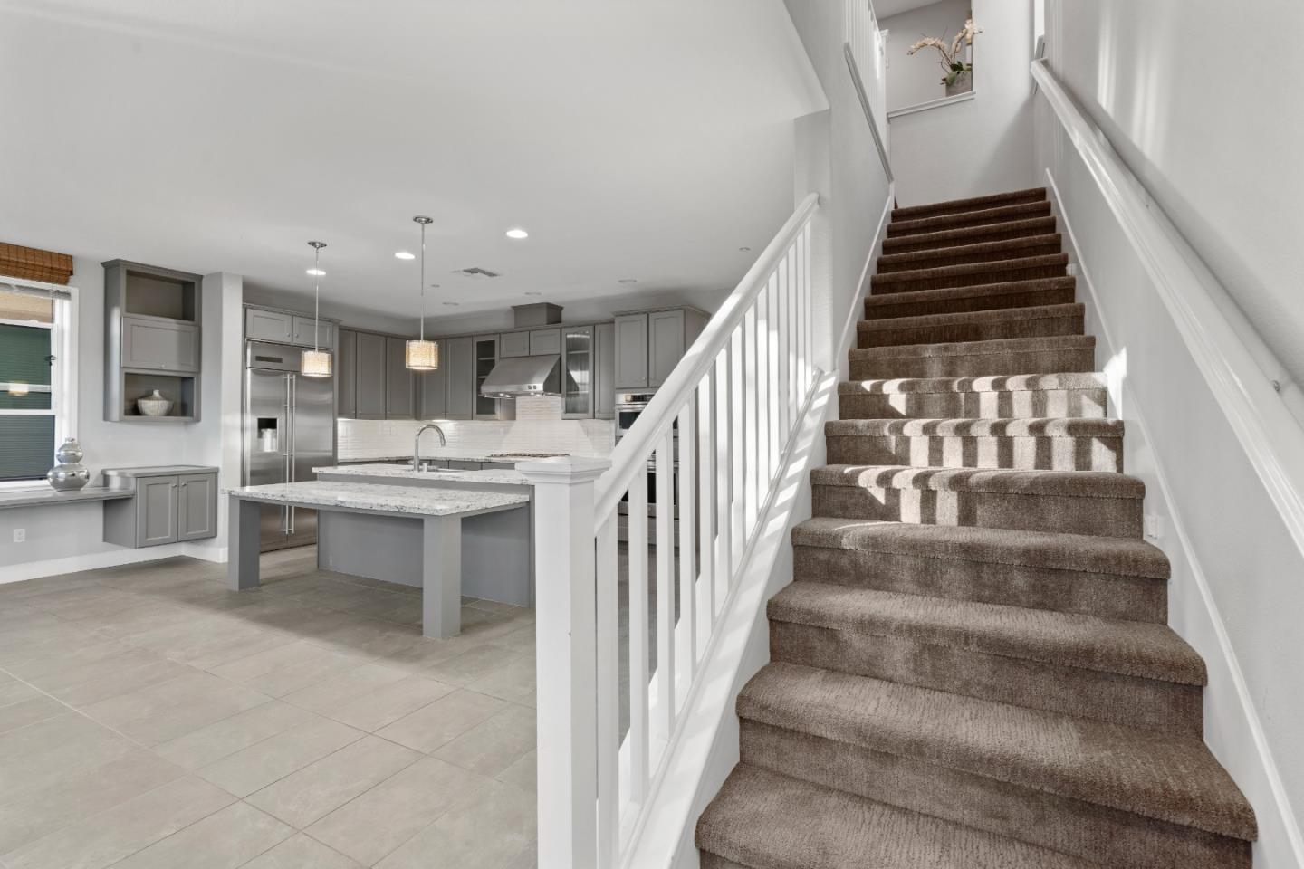 Detail Gallery Image 16 of 73 For 2006 Jubilee Dr, Hayward,  CA 94541 - 4 Beds | 4 Baths
