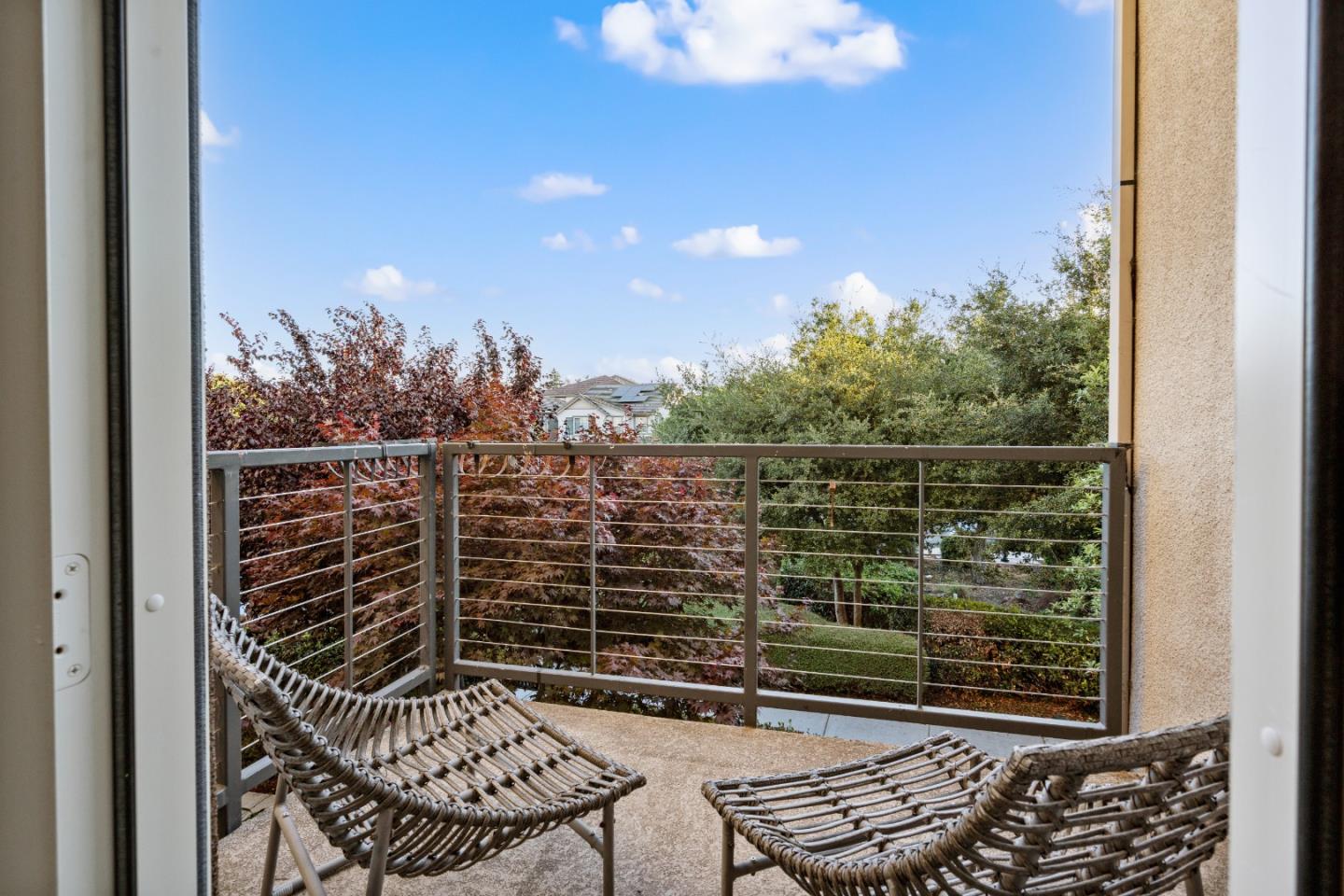Detail Gallery Image 34 of 73 For 2006 Jubilee Dr, Hayward,  CA 94541 - 4 Beds | 4 Baths