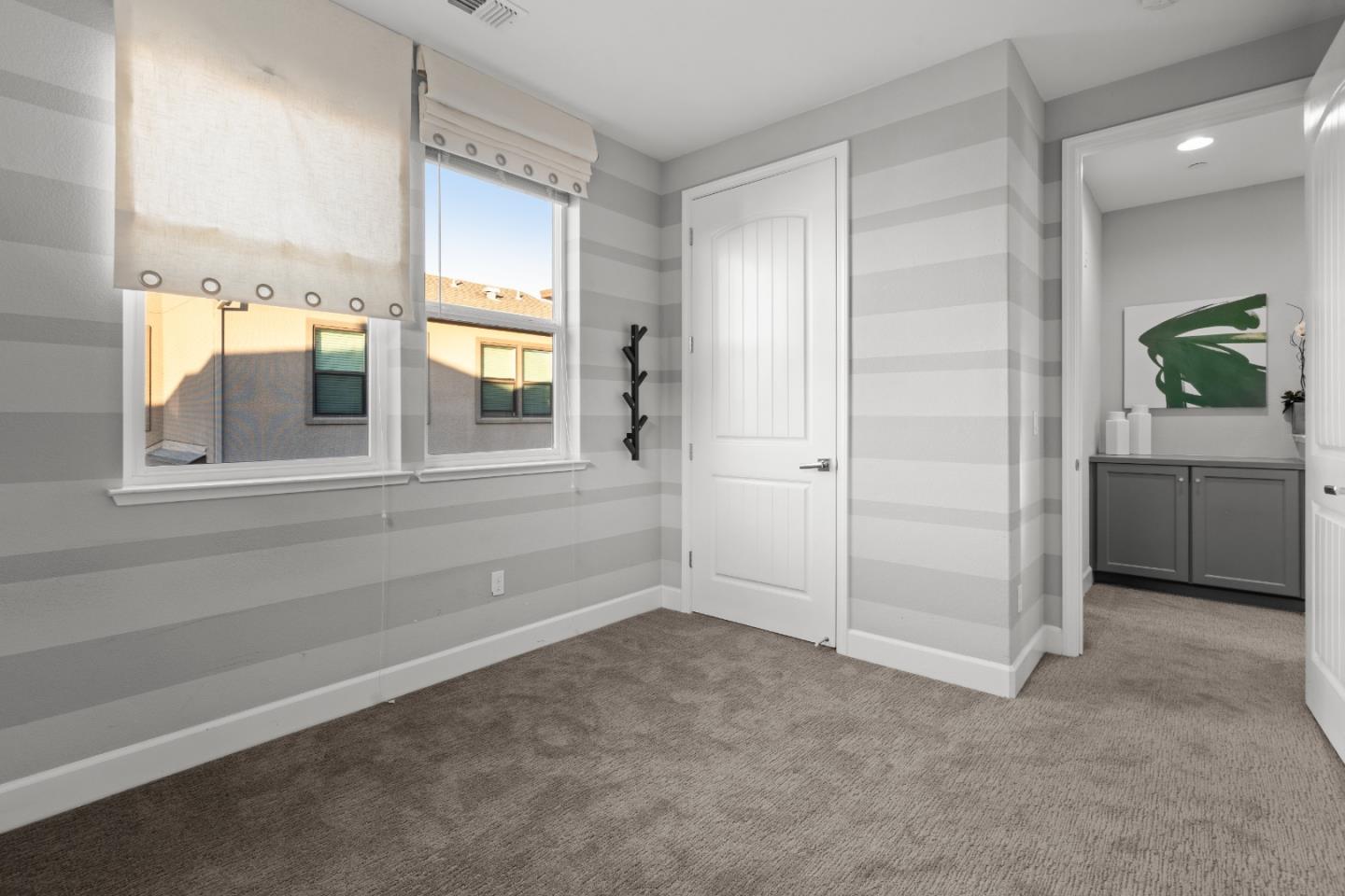 Detail Gallery Image 47 of 73 For 2006 Jubilee Dr, Hayward,  CA 94541 - 4 Beds | 4 Baths