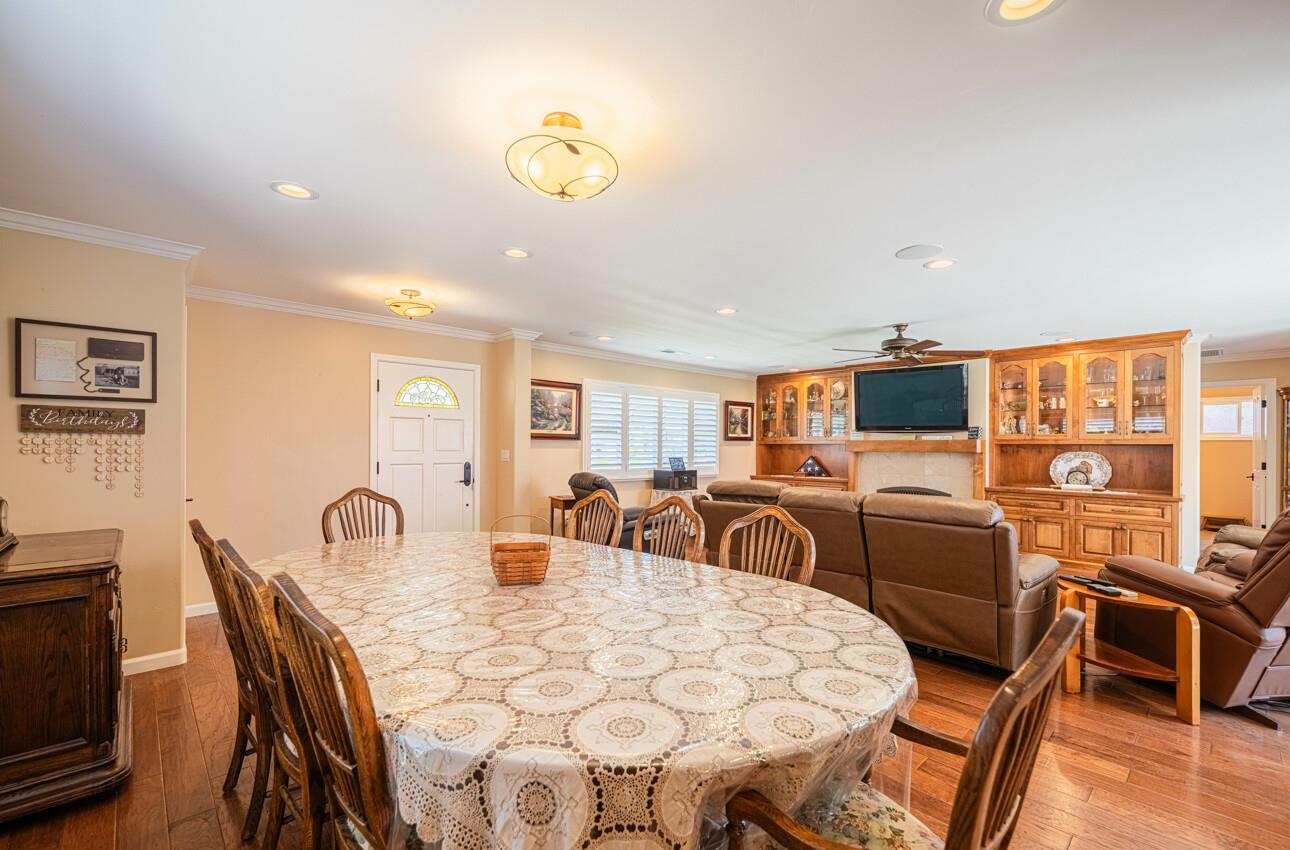 Detail Gallery Image 12 of 44 For 106 San Juan Dr, Salinas,  CA 93901 - 3 Beds | 2 Baths