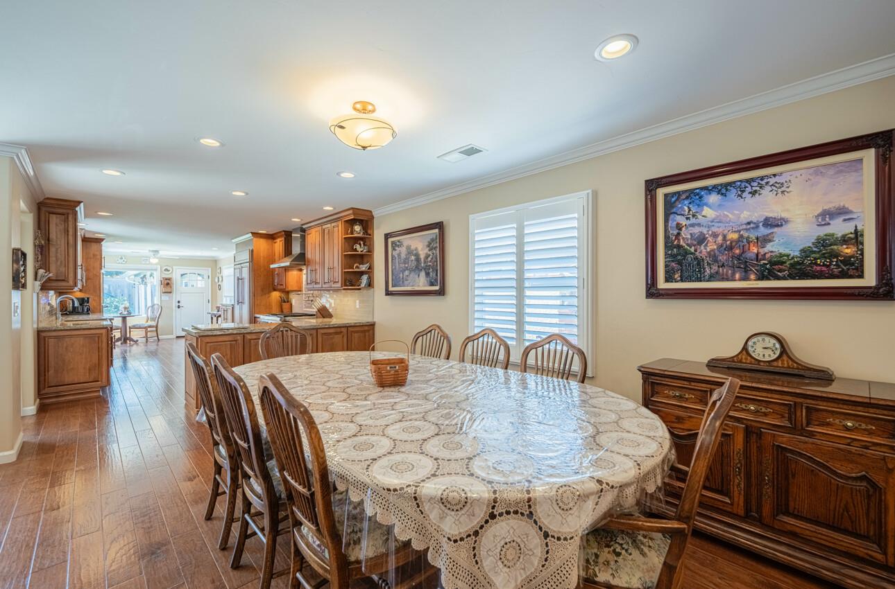 Detail Gallery Image 13 of 44 For 106 San Juan Dr, Salinas,  CA 93901 - 3 Beds | 2 Baths