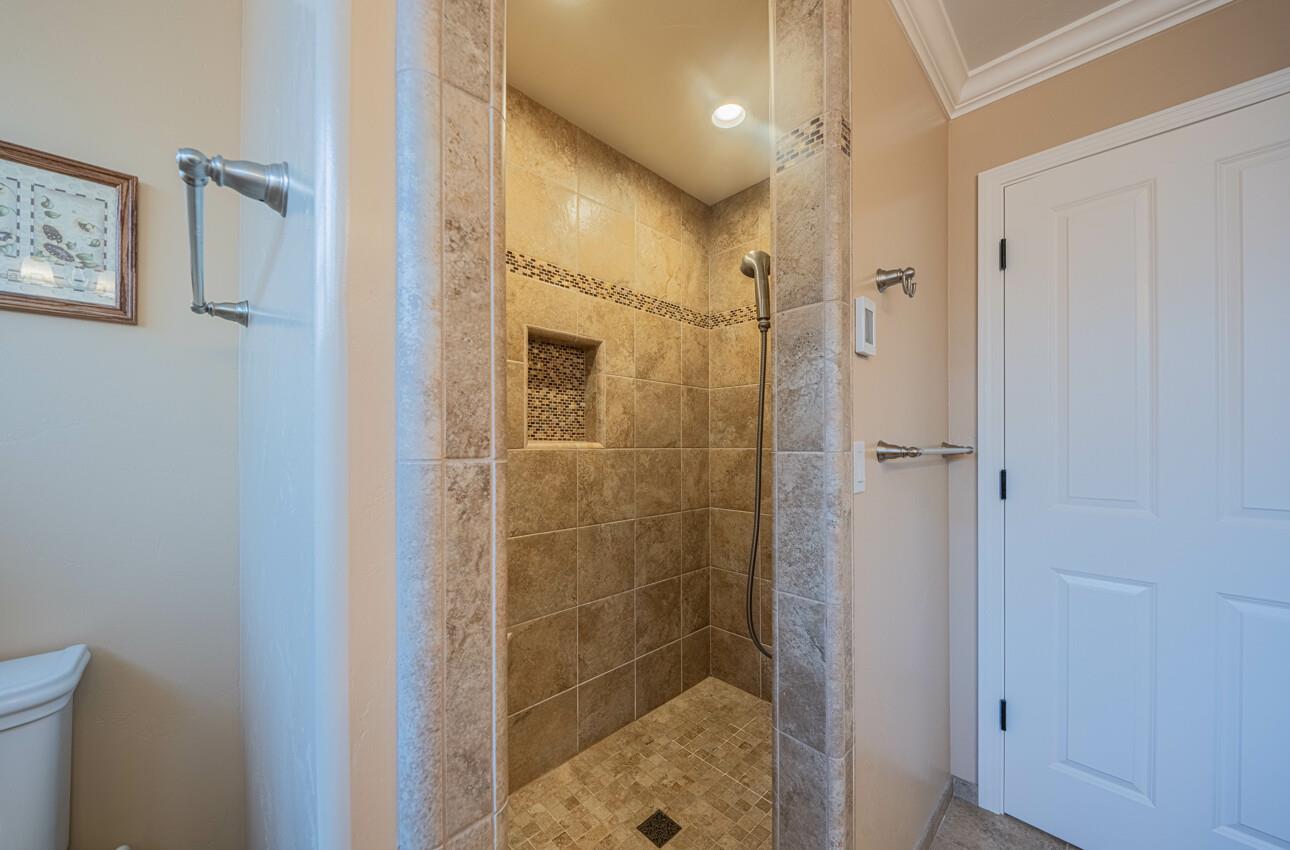 Detail Gallery Image 37 of 44 For 106 San Juan Dr, Salinas,  CA 93901 - 3 Beds | 2 Baths