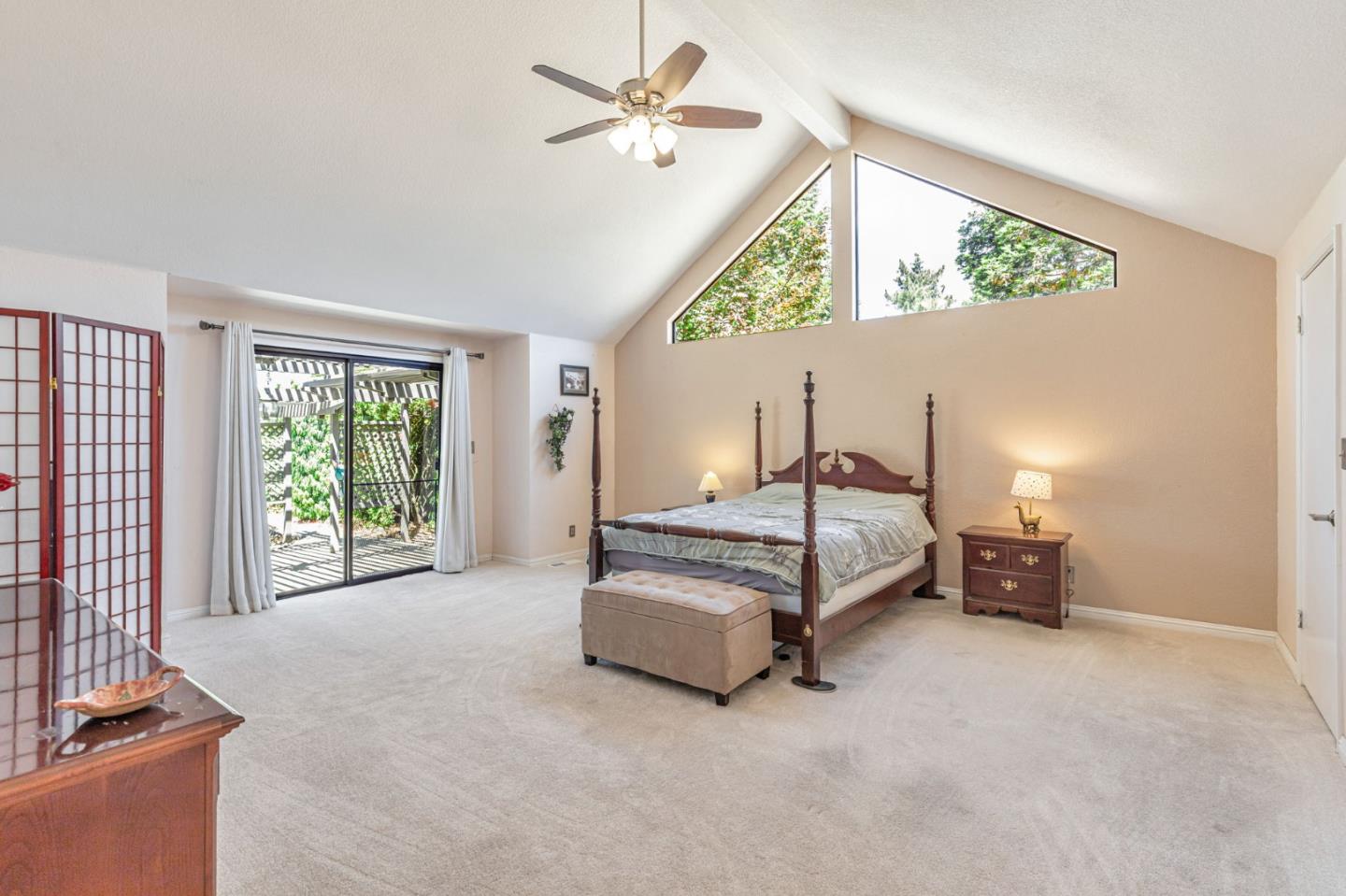 Detail Gallery Image 17 of 50 For 2000 Oscar Ct, Gilroy,  CA 95020 - 4 Beds | 3 Baths