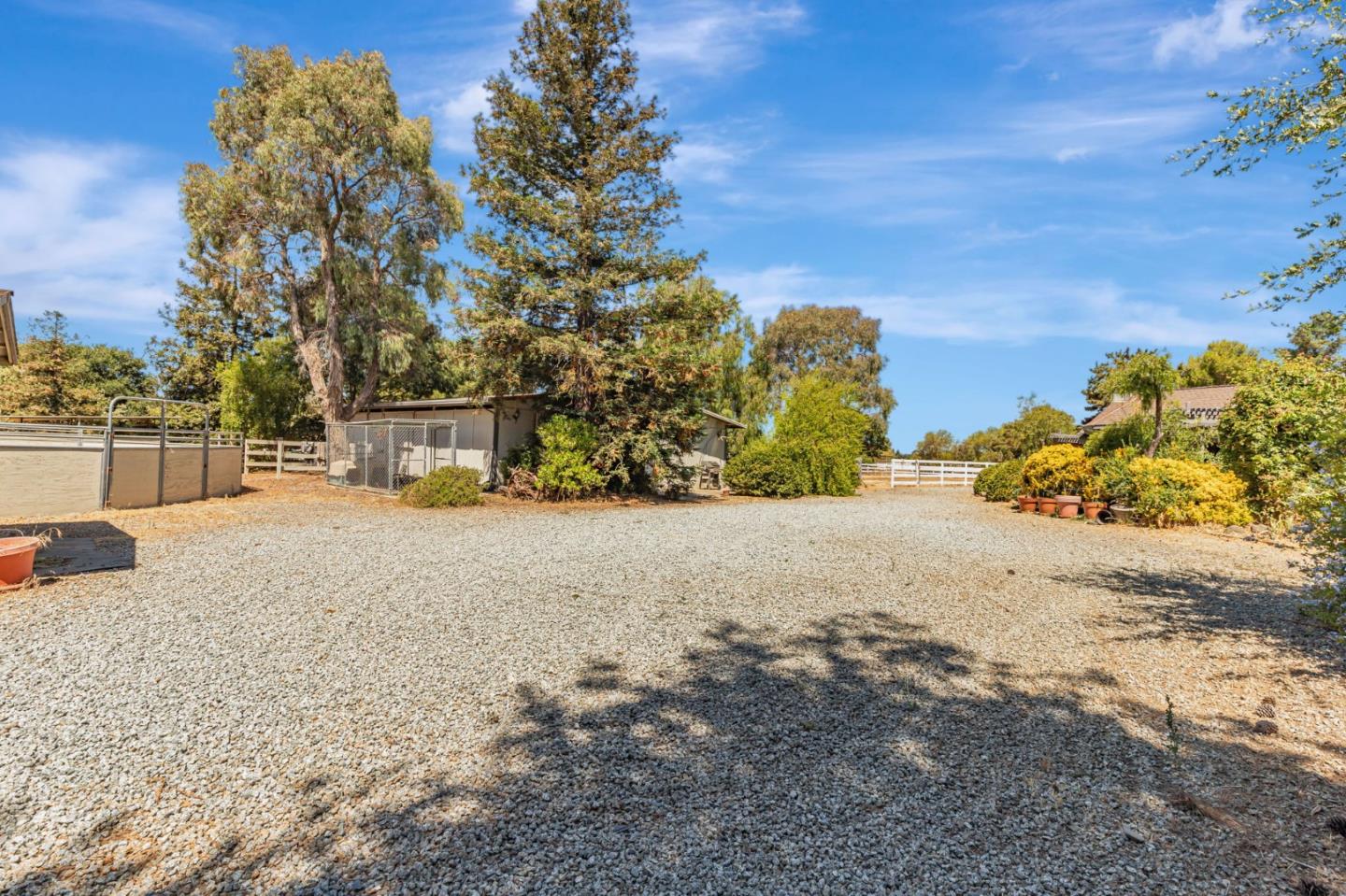 Detail Gallery Image 40 of 50 For 2000 Oscar Ct, Gilroy,  CA 95020 - 4 Beds | 3 Baths
