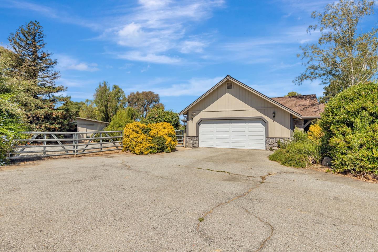 Detail Gallery Image 44 of 50 For 2000 Oscar Ct, Gilroy,  CA 95020 - 4 Beds | 3 Baths