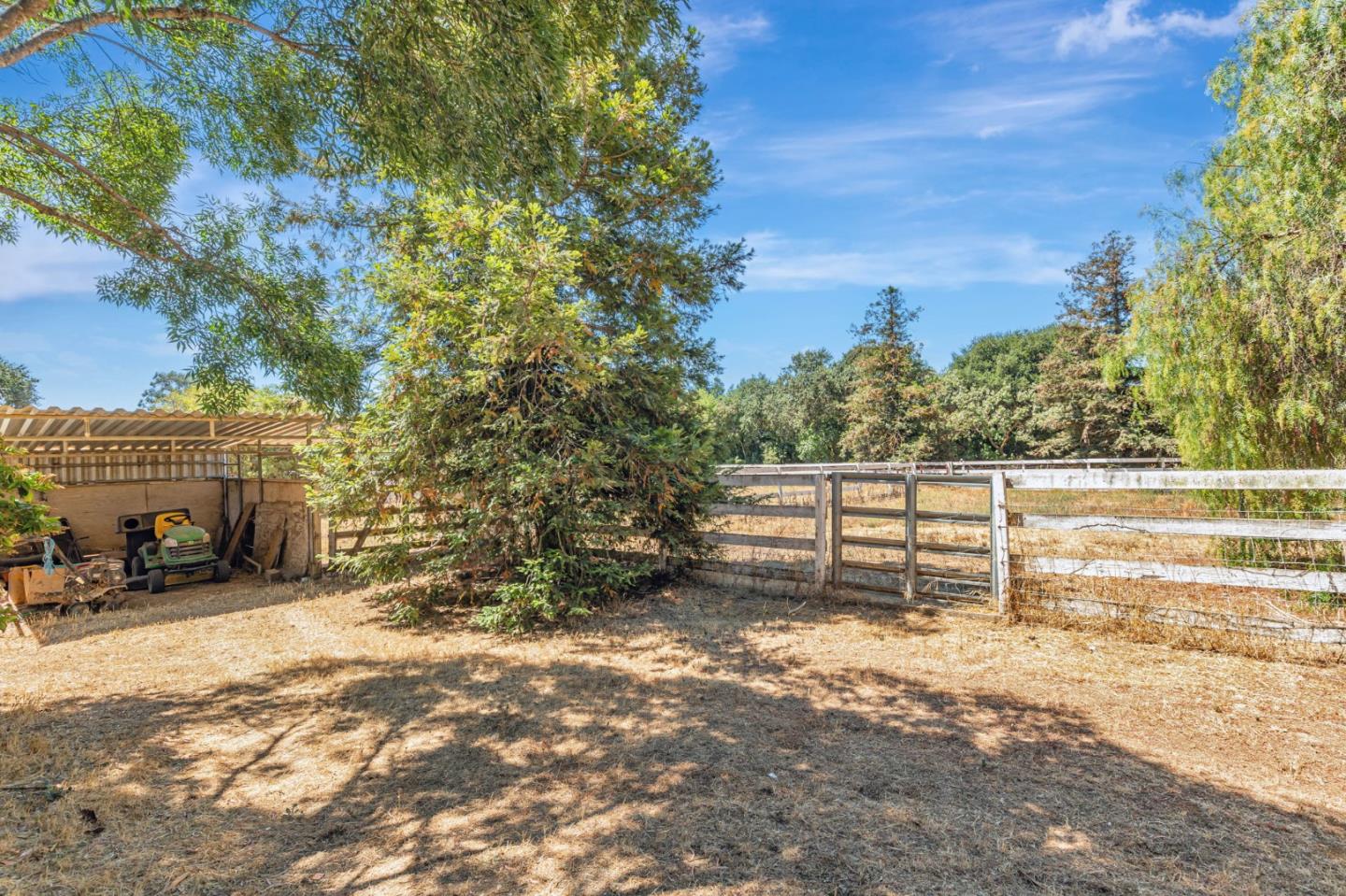Detail Gallery Image 50 of 50 For 2000 Oscar Ct, Gilroy,  CA 95020 - 4 Beds | 3 Baths