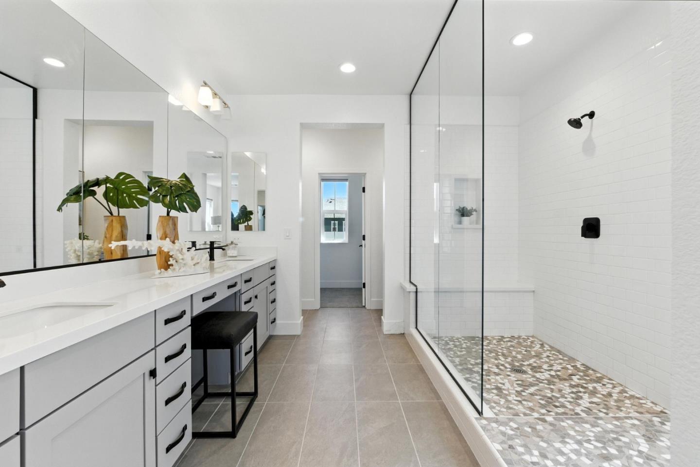 Detail Gallery Image 27 of 83 For 467 Halcyon Pl, Bethel Island,  CA 94511 - 4 Beds | 4/1 Baths