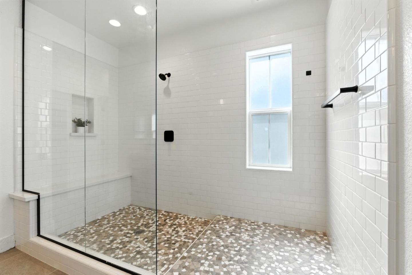 Detail Gallery Image 29 of 83 For 467 Halcyon Pl, Bethel Island,  CA 94511 - 4 Beds | 4/1 Baths