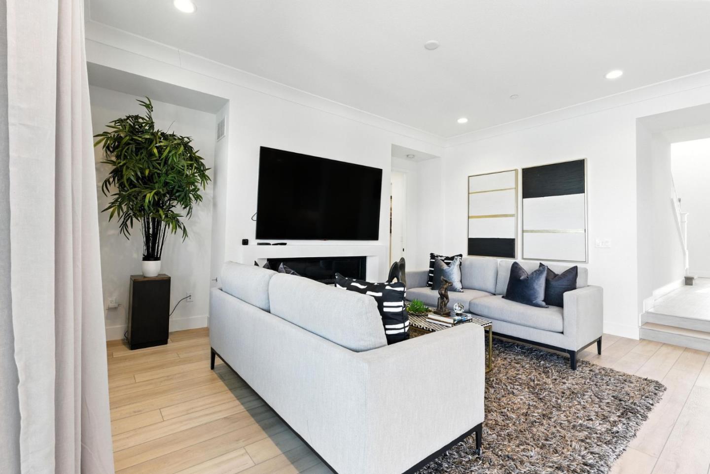 Detail Gallery Image 4 of 83 For 467 Halcyon Pl, Bethel Island,  CA 94511 - 4 Beds | 4/1 Baths