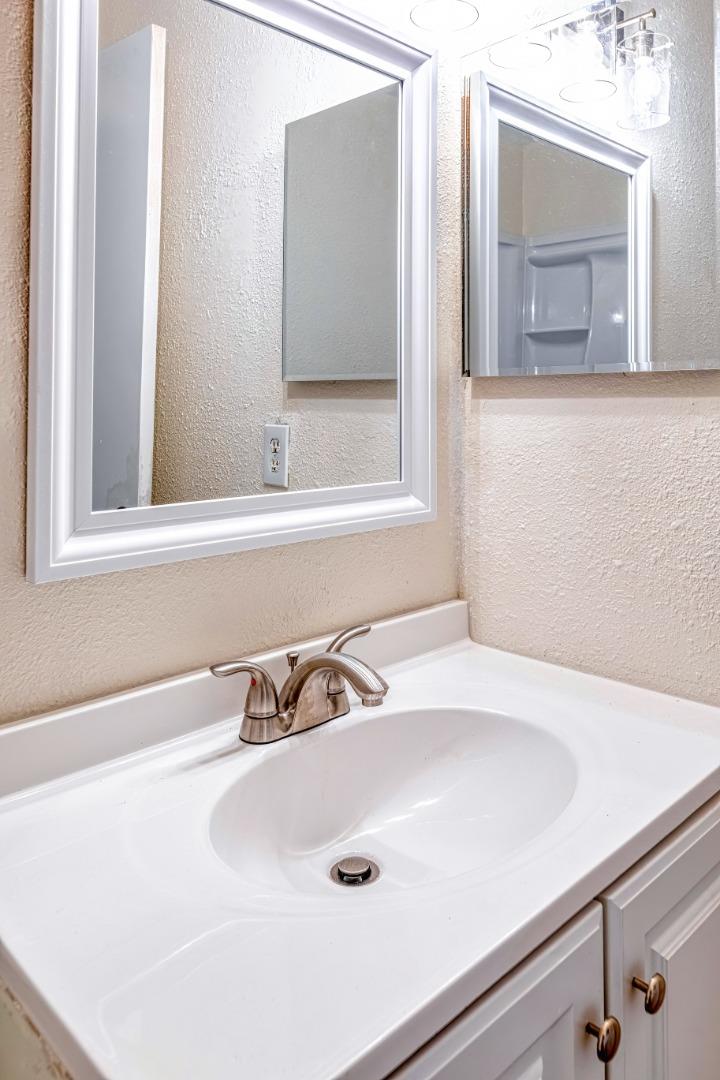 Detail Gallery Image 13 of 21 For 32200 Atlas Way, Union City,  CA 94587 - 2 Beds | 1 Baths