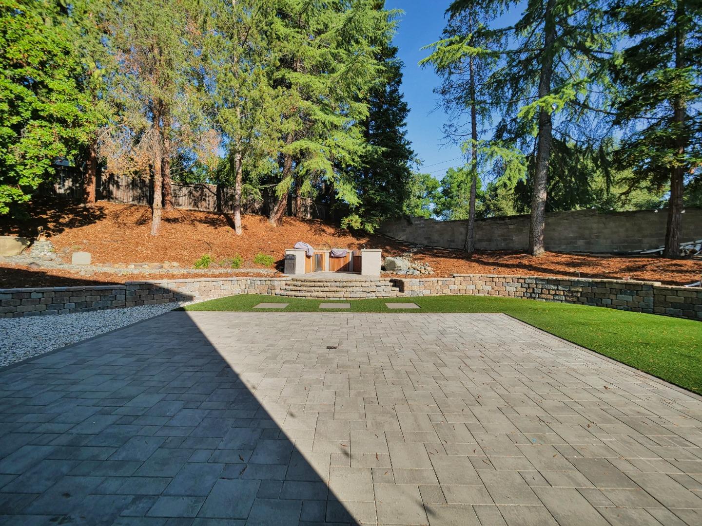 Detail Gallery Image 12 of 43 For 104 Hesser Ct, Folsom,  CA 95630 - 5 Beds | 4 Baths