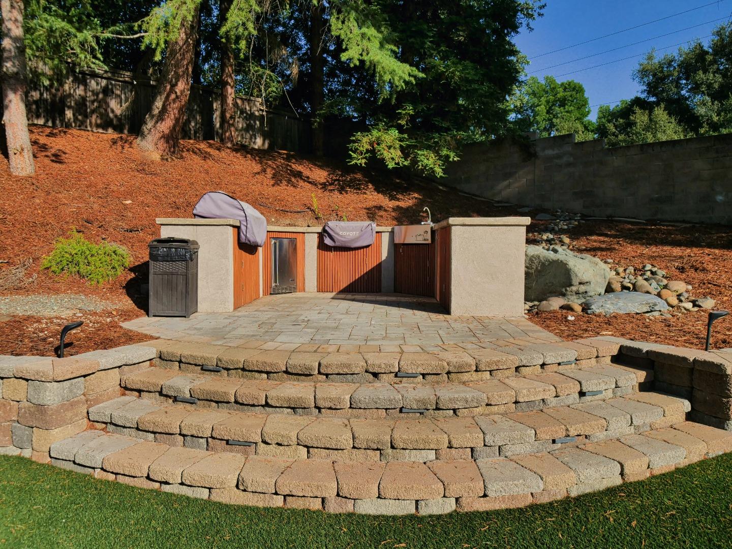 Detail Gallery Image 13 of 43 For 104 Hesser Ct, Folsom,  CA 95630 - 5 Beds | 4 Baths