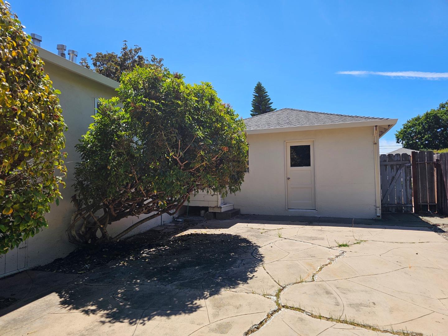 Detail Gallery Image 14 of 14 For 136 Mesa Verde St, Vallejo,  CA 94589 - 3 Beds | 1 Baths