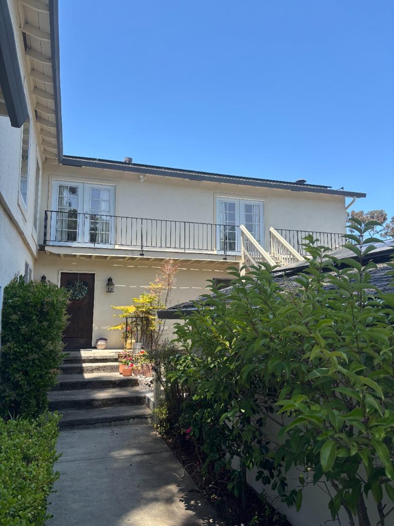 Detail Gallery Image 1 of 1 For 252 Devonshire Blvd, San Carlos,  CA 94070 - 1 Beds | 1 Baths