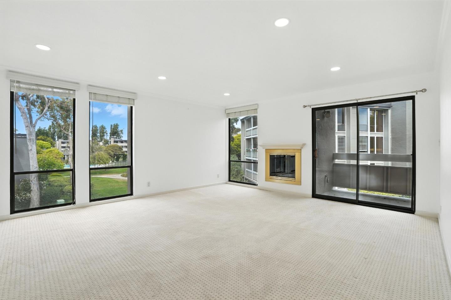 Detail Gallery Image 18 of 36 For 1171 Compass Ln #211,  Foster City,  CA 94404 - 2 Beds | 2 Baths