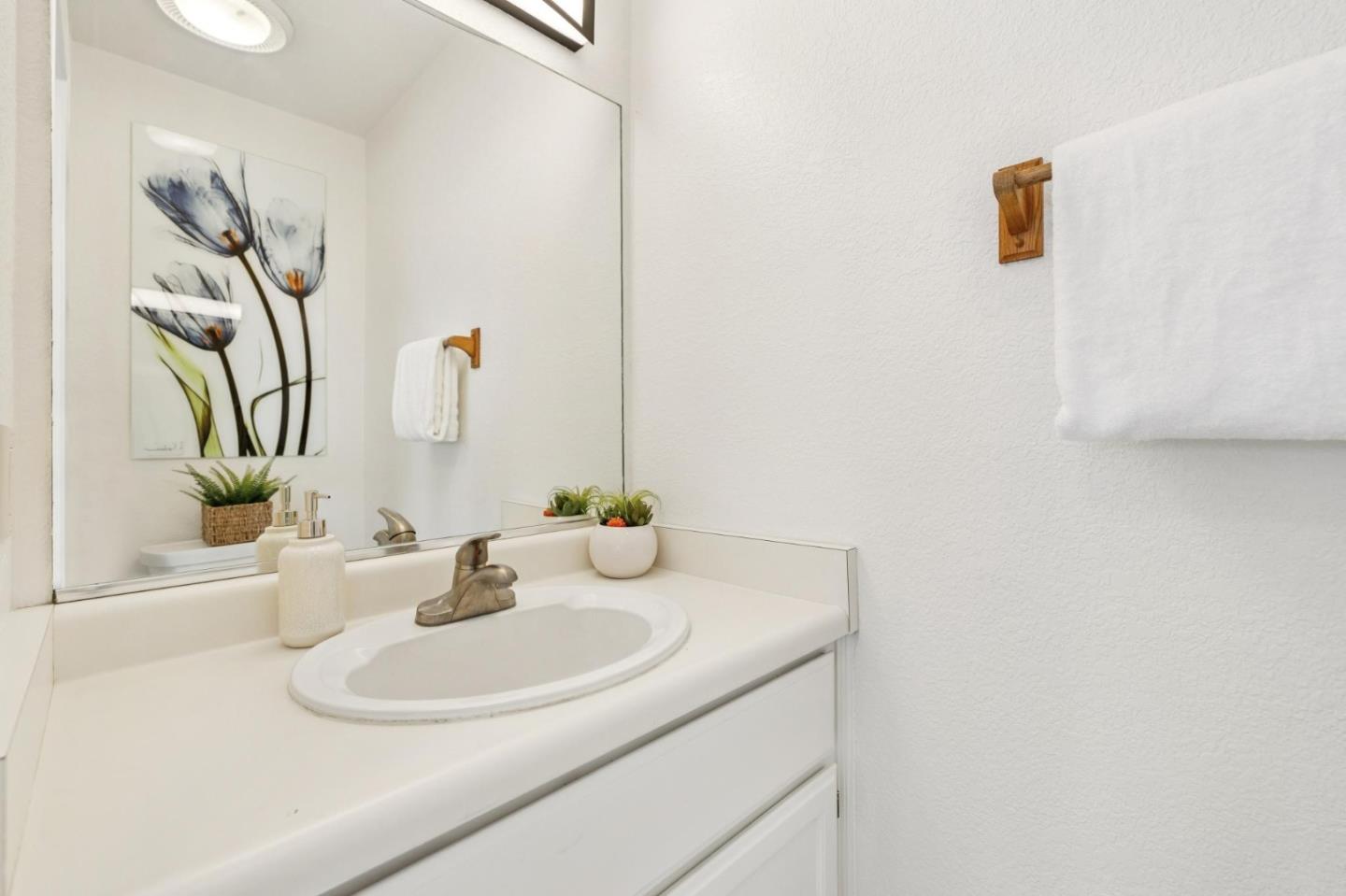 Detail Gallery Image 26 of 53 For 838 Columbus St, El Granada,  CA 94019 - 4 Beds | 2/1 Baths
