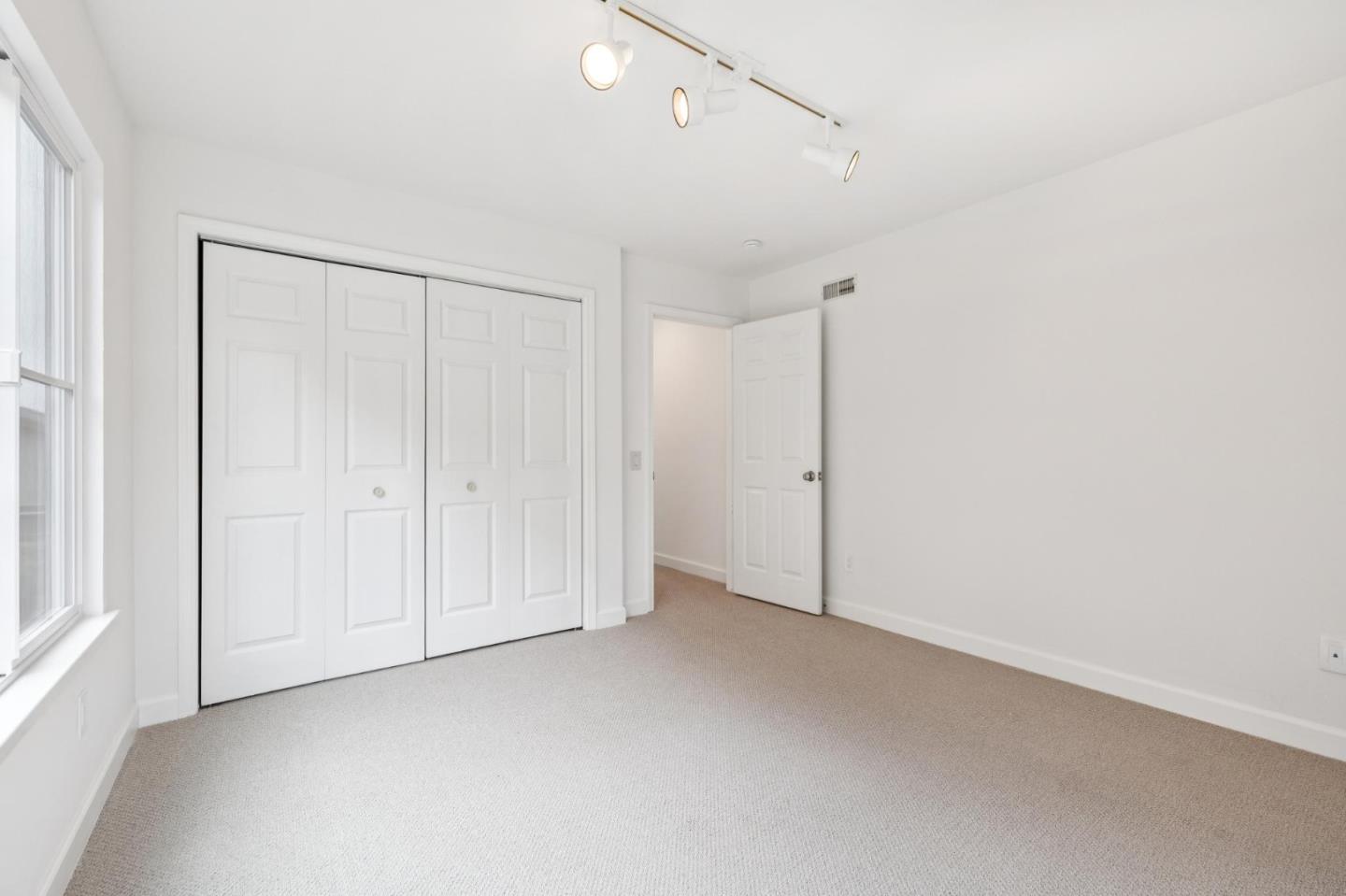 Detail Gallery Image 29 of 53 For 838 Columbus St, El Granada,  CA 94019 - 4 Beds | 2/1 Baths