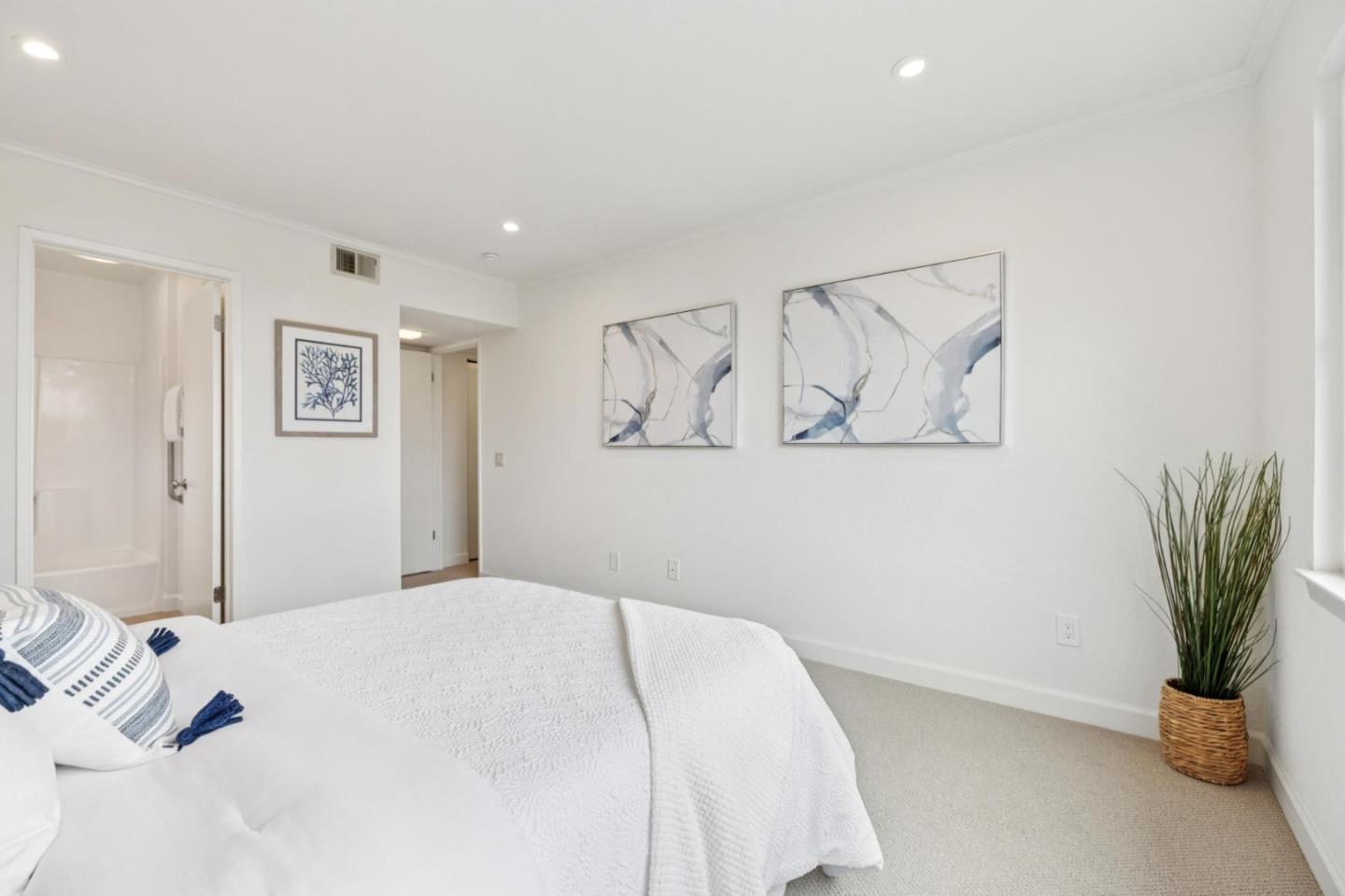 Detail Gallery Image 39 of 53 For 838 Columbus St, El Granada,  CA 94019 - 4 Beds | 2/1 Baths