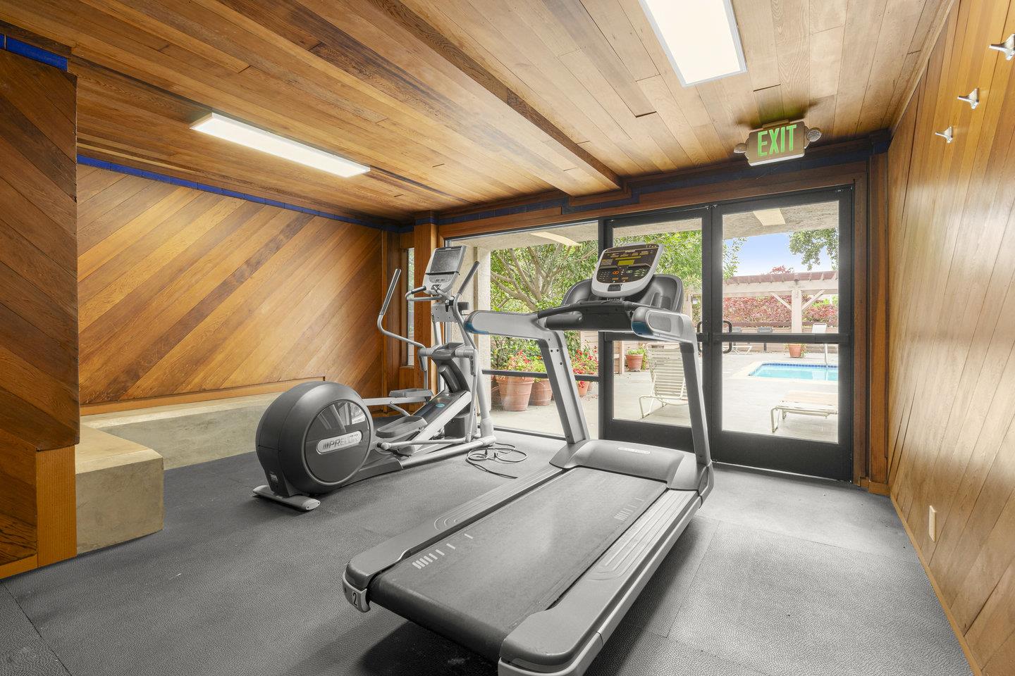 Detail Gallery Image 13 of 16 For 58 N El Camino Real #218,  San Mateo,  CA 94401 - 2 Beds | 2 Baths