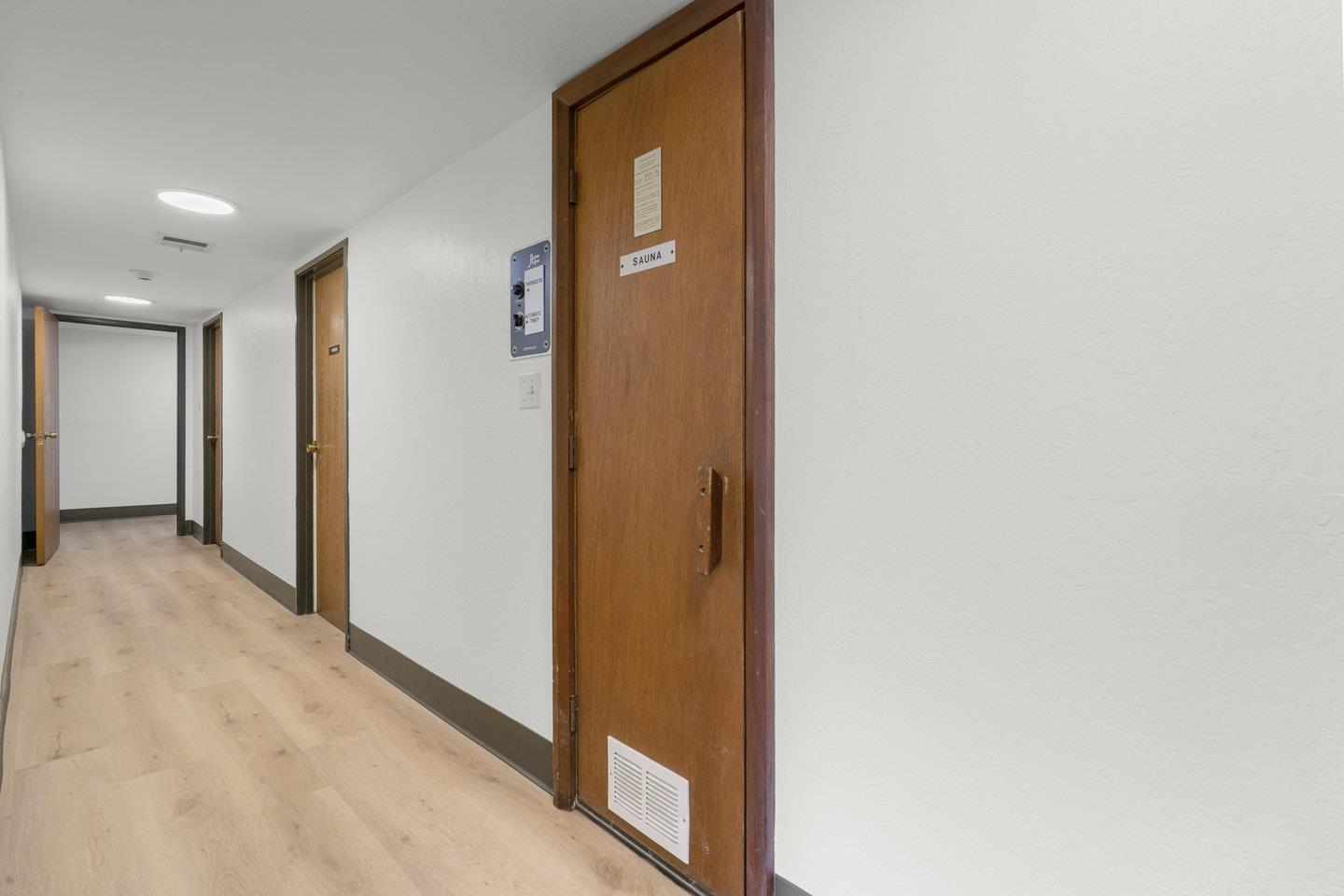 Detail Gallery Image 14 of 16 For 58 N El Camino Real #218,  San Mateo,  CA 94401 - 2 Beds | 2 Baths