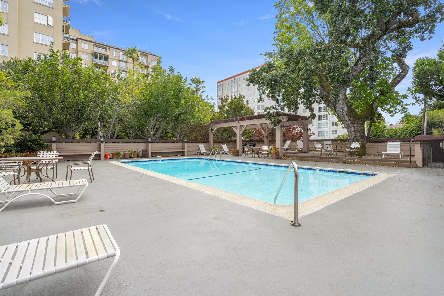 Detail Gallery Image 16 of 16 For 58 N El Camino Real #218,  San Mateo,  CA 94401 - 2 Beds | 2 Baths