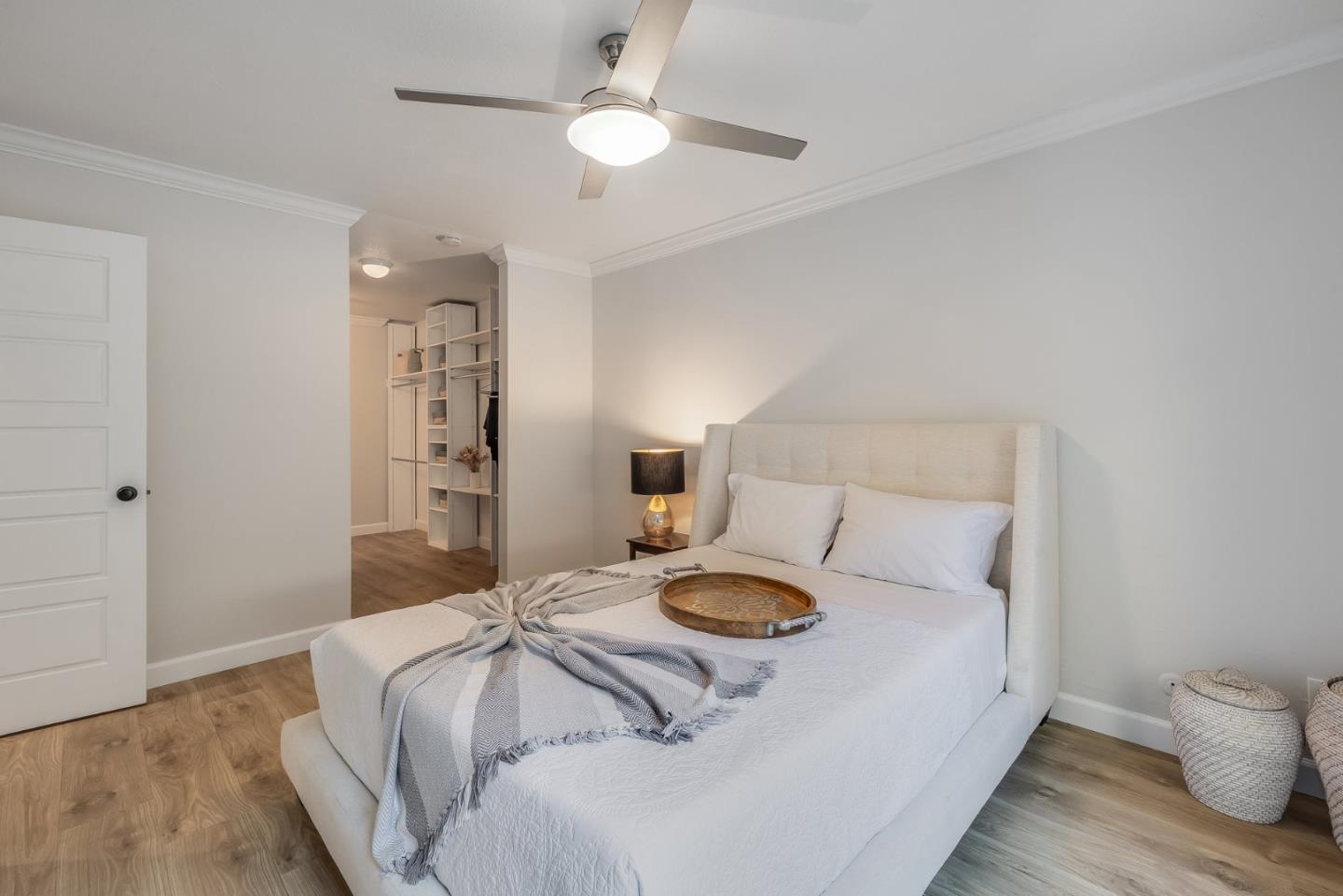 Detail Gallery Image 14 of 32 For 3378 Brittan Ave #3,  San Carlos,  CA 94070 - 2 Beds | 2 Baths