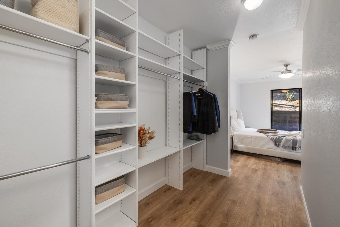 Detail Gallery Image 16 of 32 For 3378 Brittan Ave #3,  San Carlos,  CA 94070 - 2 Beds | 2 Baths