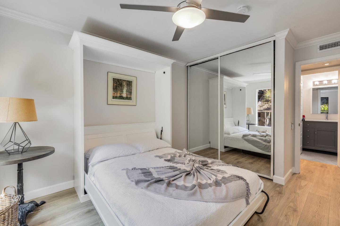 Detail Gallery Image 20 of 32 For 3378 Brittan Ave #3,  San Carlos,  CA 94070 - 2 Beds | 2 Baths