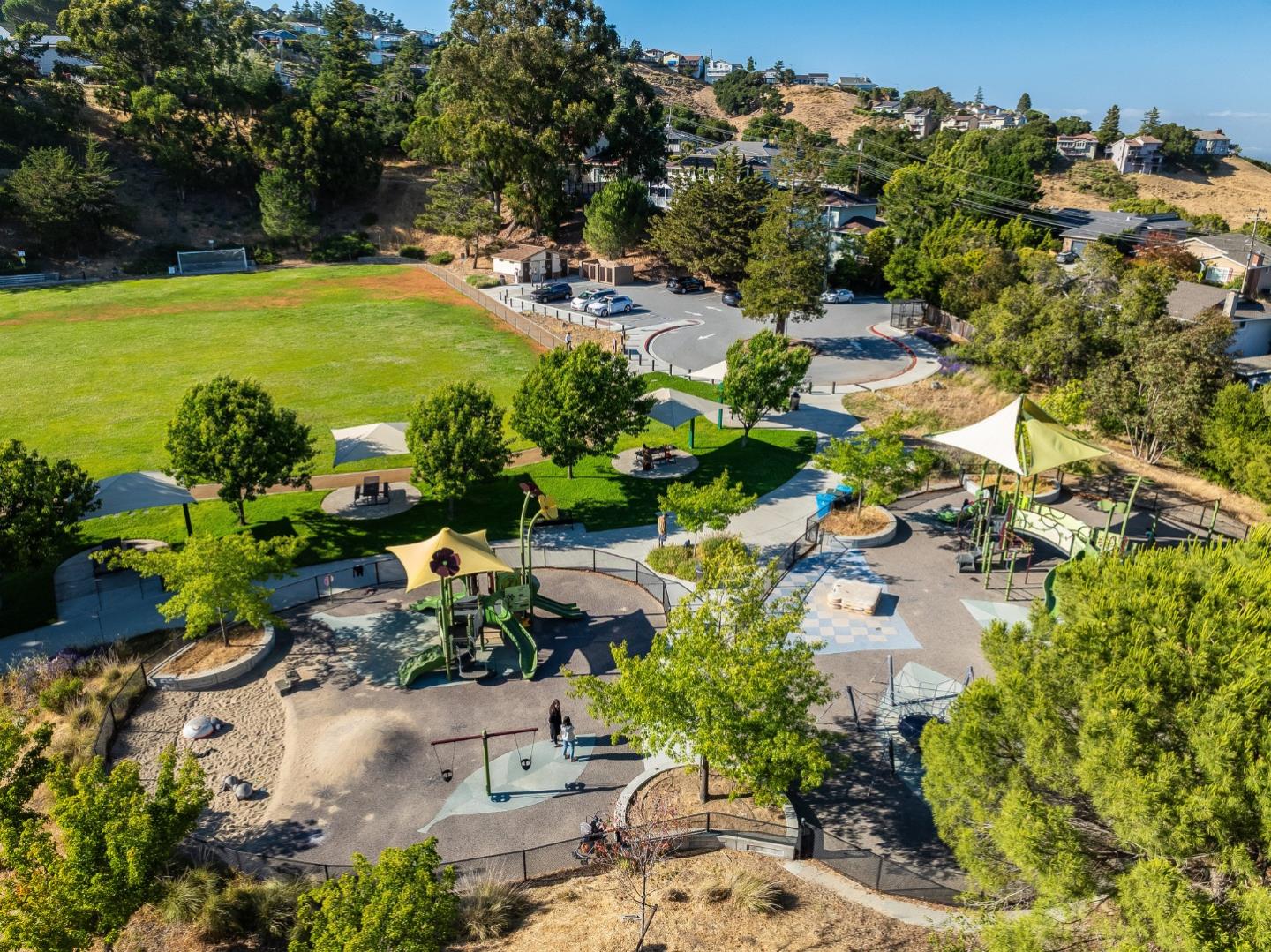 Detail Gallery Image 31 of 32 For 3378 Brittan Ave #3,  San Carlos,  CA 94070 - 2 Beds | 2 Baths