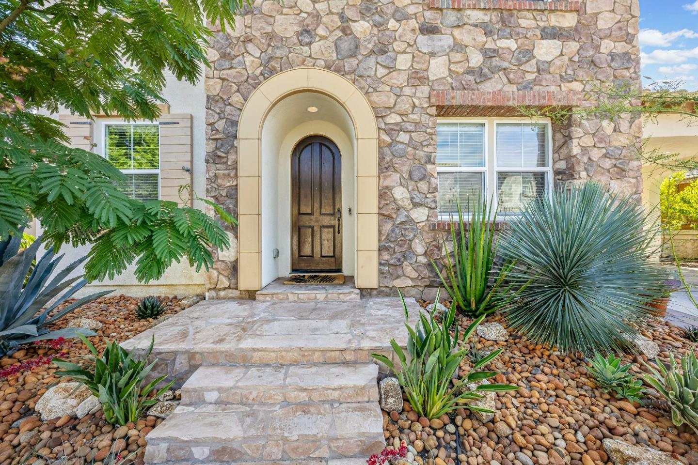 Detail Gallery Image 1 of 72 For 7632 Braid Ct, Gilroy,  CA 95020 - 4 Beds | 3 Baths