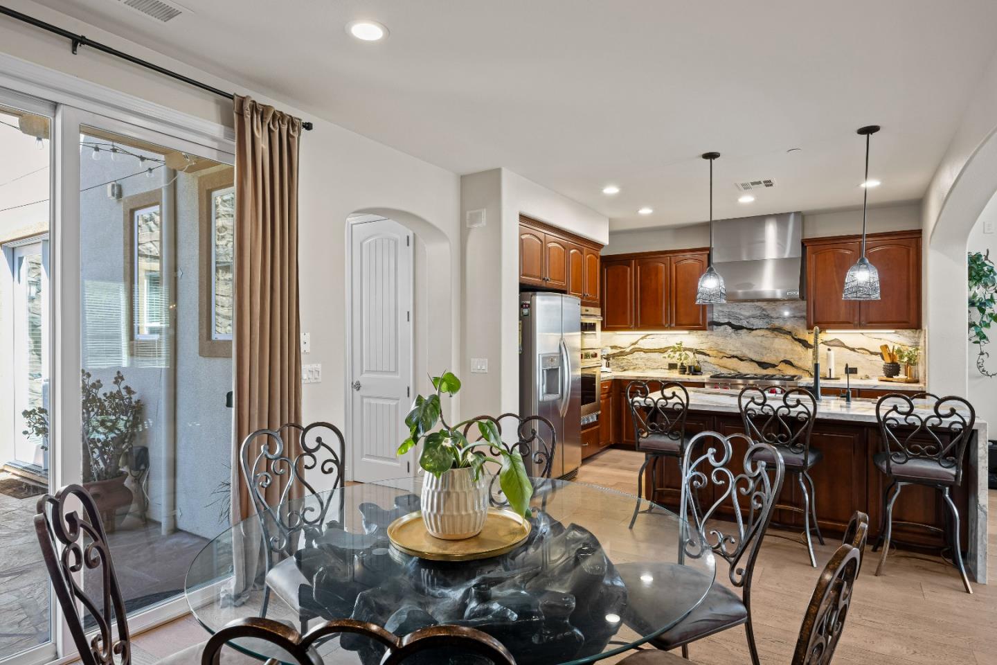 Detail Gallery Image 21 of 72 For 7632 Braid Ct, Gilroy,  CA 95020 - 4 Beds | 3 Baths