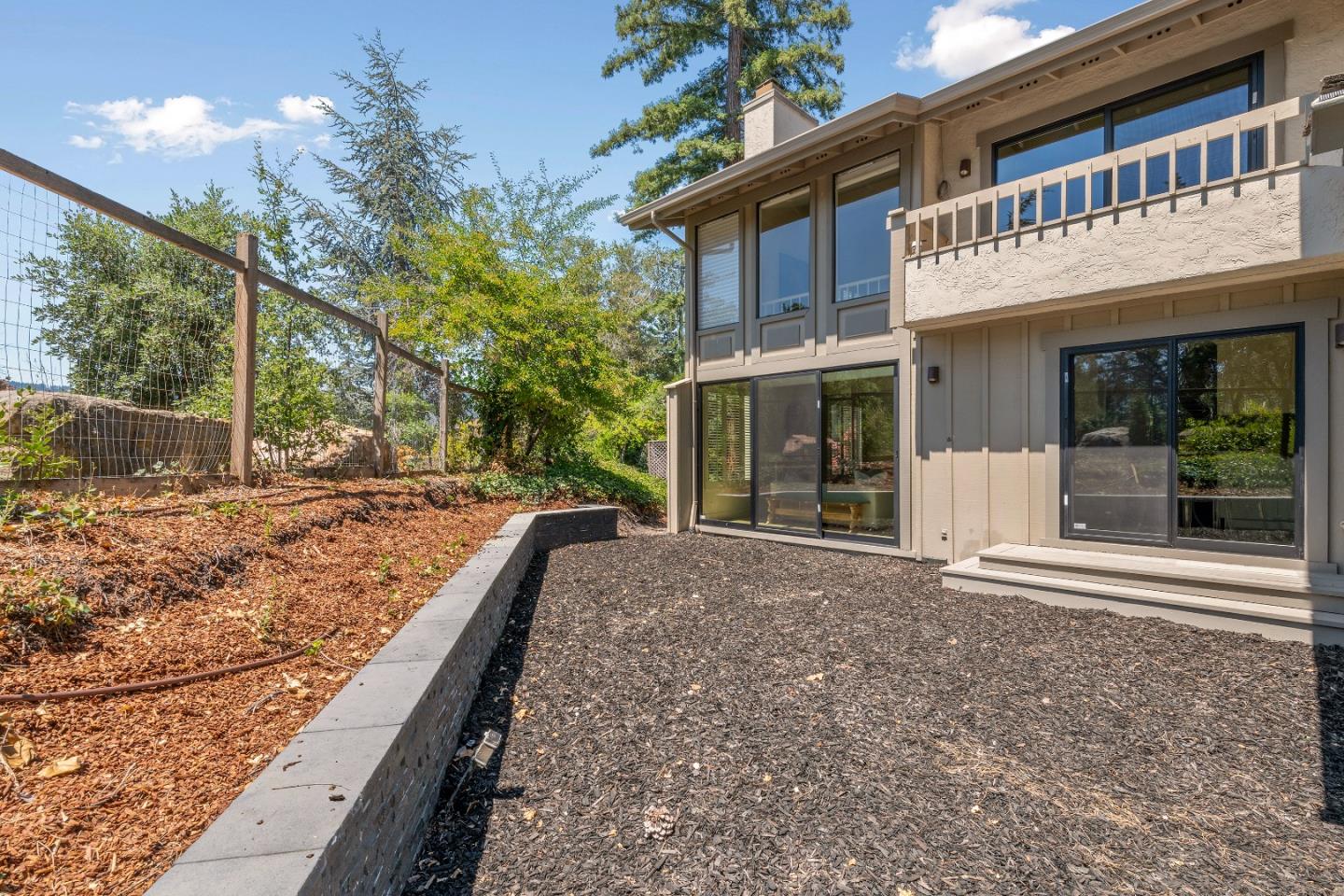 Detail Gallery Image 23 of 23 For 700 Sand Hill Cir, Menlo Park,  CA 94025 - 3 Beds | 2/1 Baths