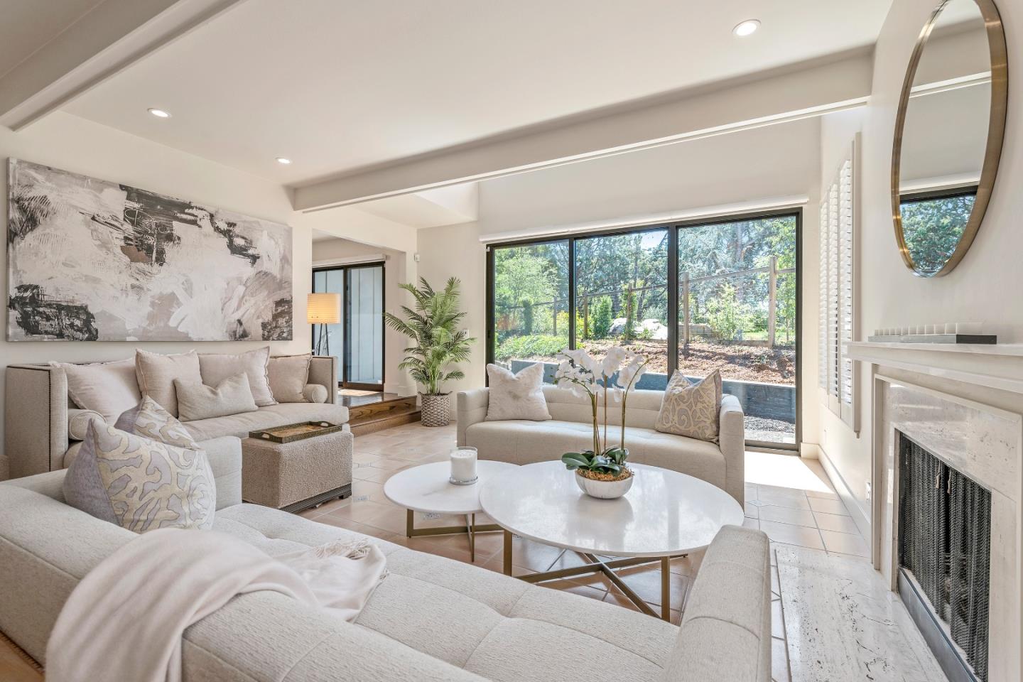 Detail Gallery Image 5 of 23 For 700 Sand Hill Cir, Menlo Park,  CA 94025 - 3 Beds | 2/1 Baths