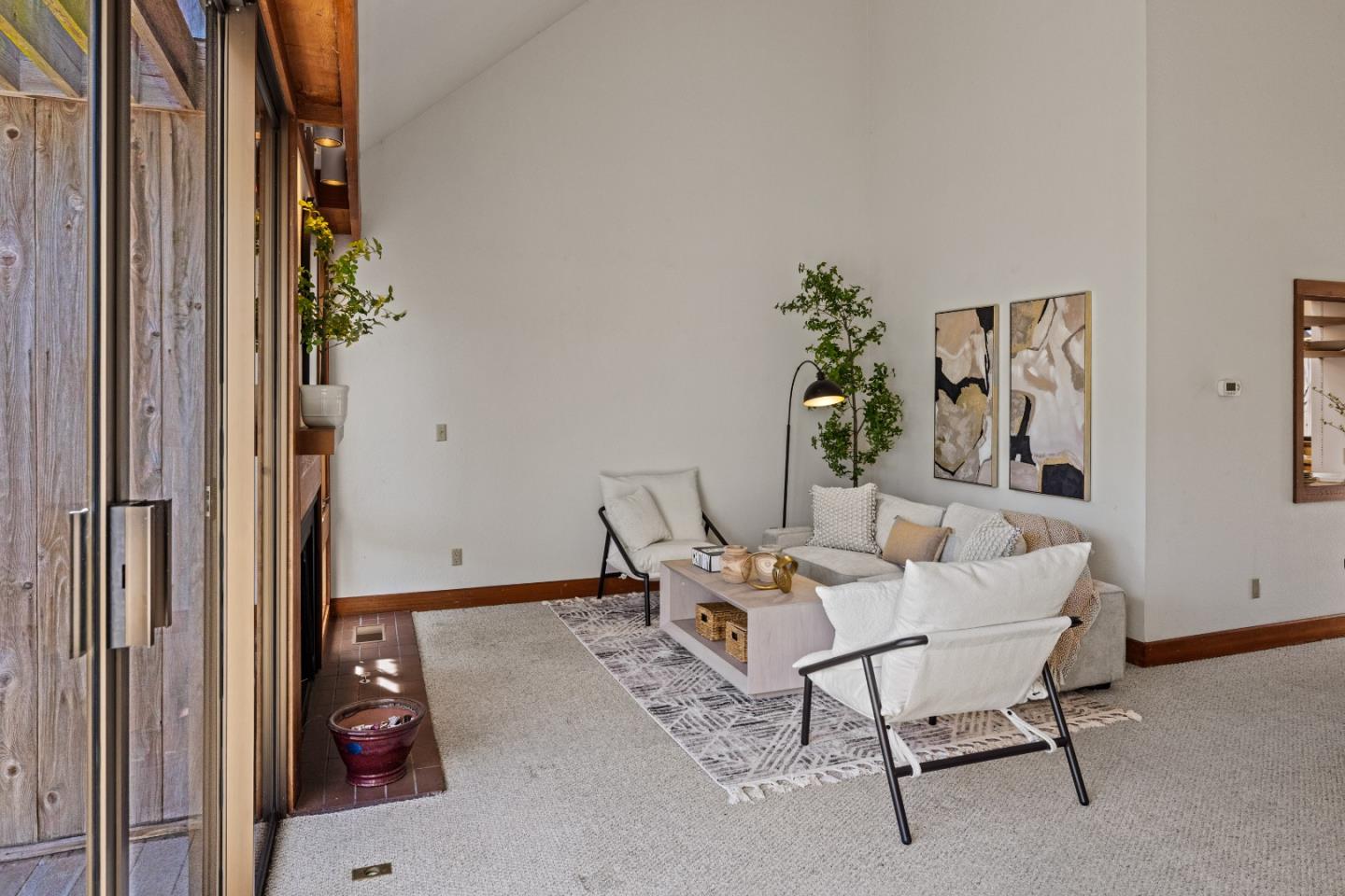 Detail Gallery Image 7 of 46 For 24520 Outlook Dr #8,  Carmel,  CA 93923 - 3 Beds | 2 Baths