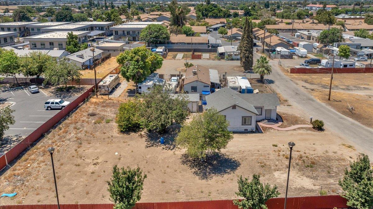 Detail Gallery Image 21 of 30 For 923 Goleta Way, Hanford,  CA 93230 - – Beds | – Baths